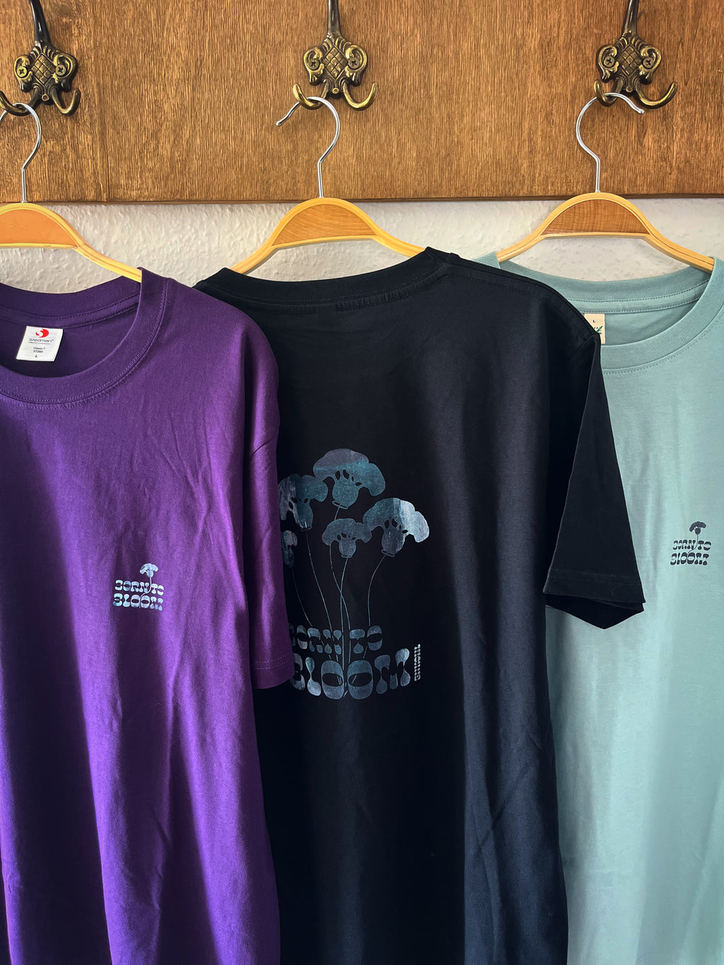Tshirt - Born to Bloom(enkohl)