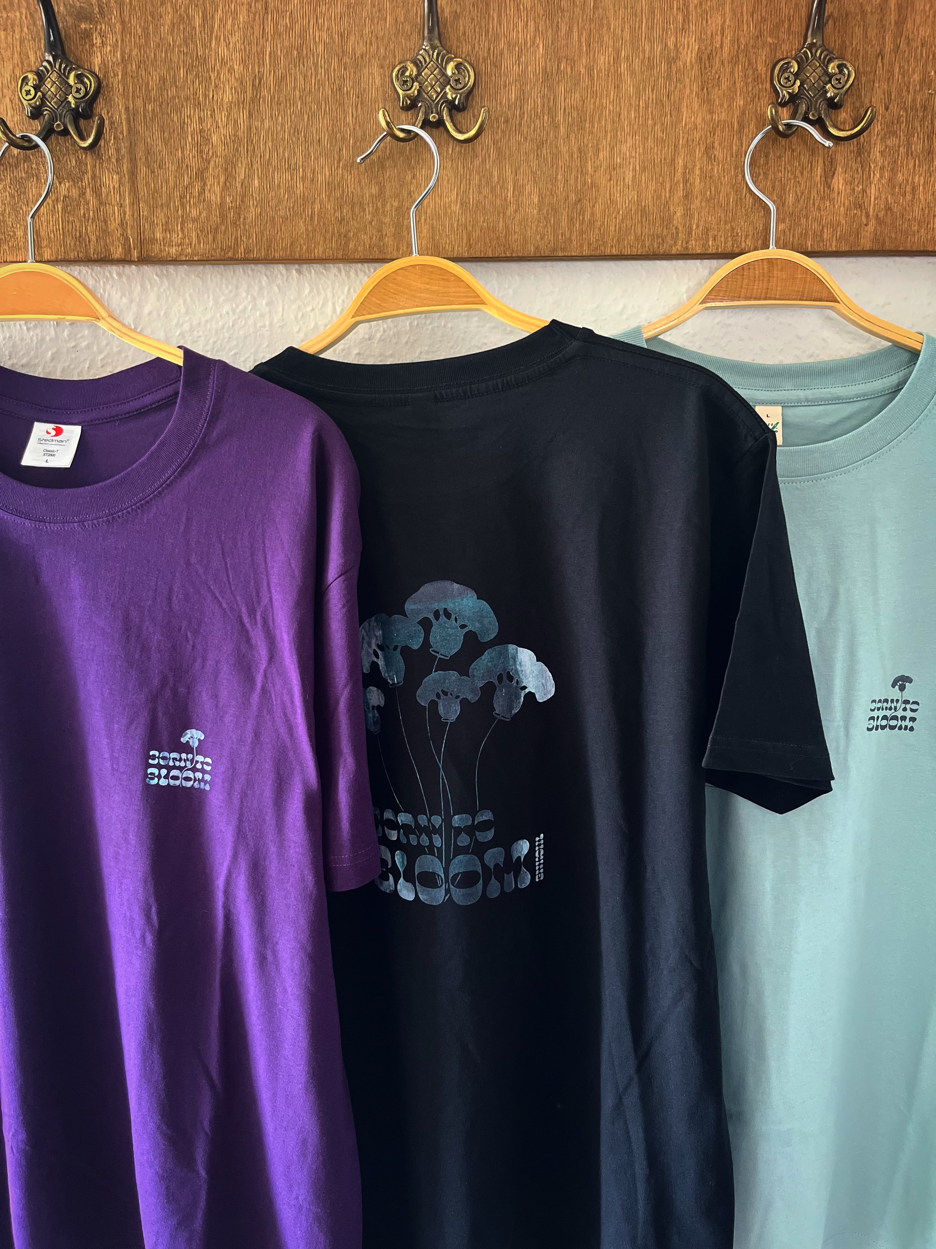 Tshirt - Born to Bloom(enkohl)